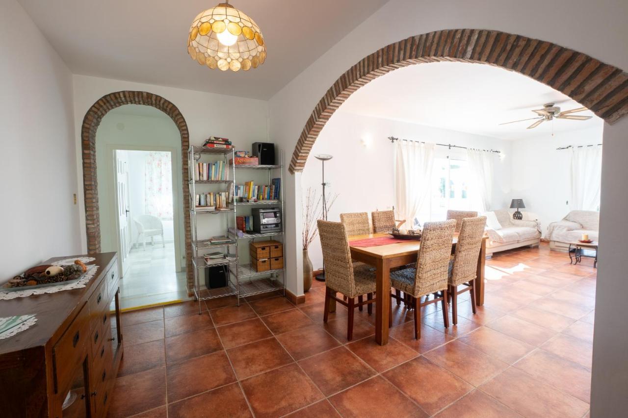 Private Heated Pool, Jacuzzi & 1225M2 Garden In Villa Cipreses Frigiliana Buitenkant foto