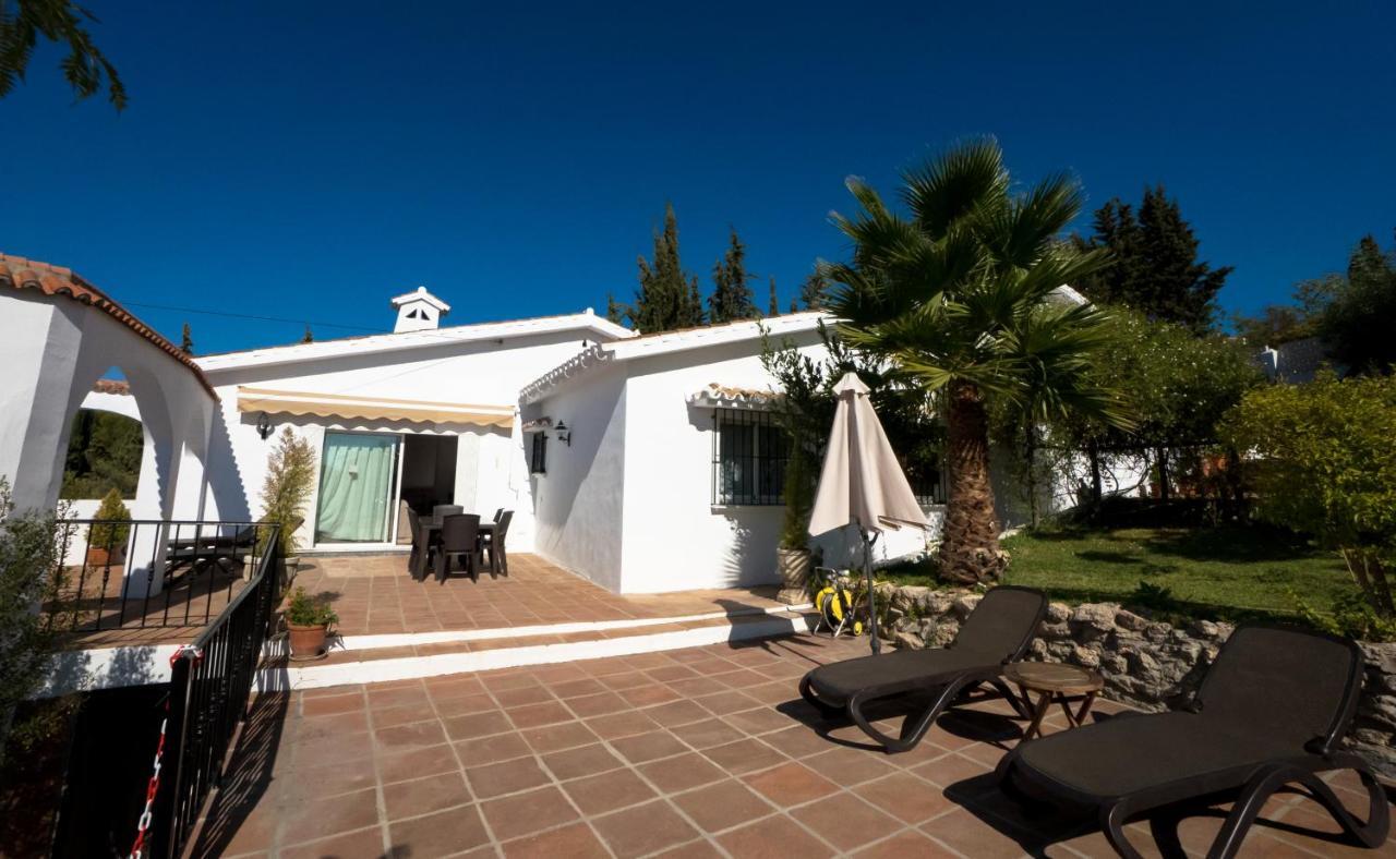 Private Heated Pool, Jacuzzi & 1225M2 Garden In Villa Cipreses Frigiliana Buitenkant foto