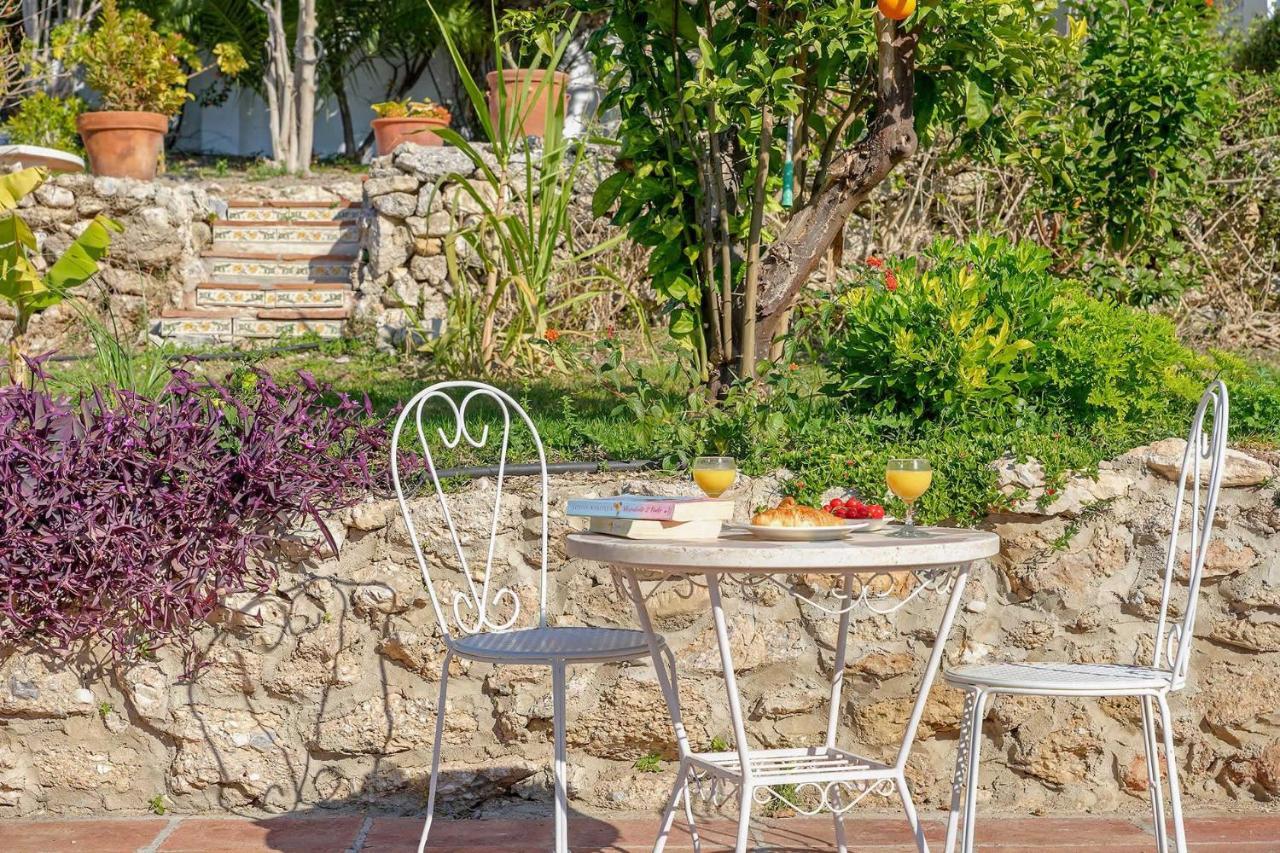 Private Heated Pool, Jacuzzi & 1225M2 Garden In Villa Cipreses Frigiliana Buitenkant foto