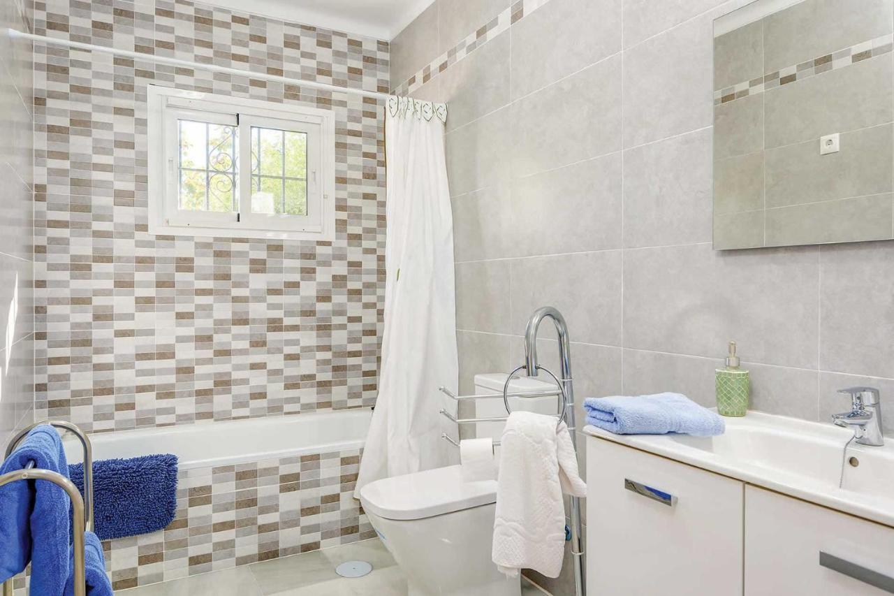 Private Heated Pool, Jacuzzi & 1225M2 Garden In Villa Cipreses Frigiliana Buitenkant foto